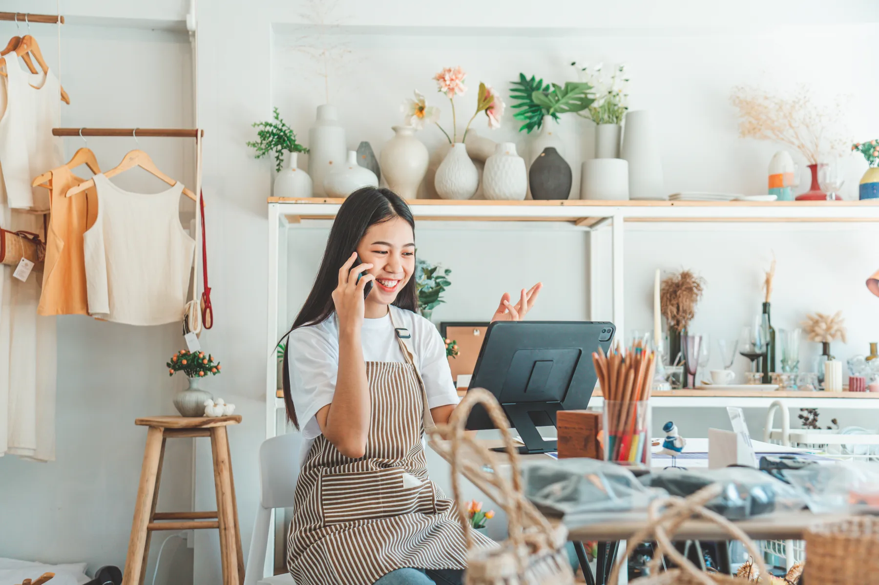 small business owner talking on the phone with cus 2022 09 21 00 50 18 utc