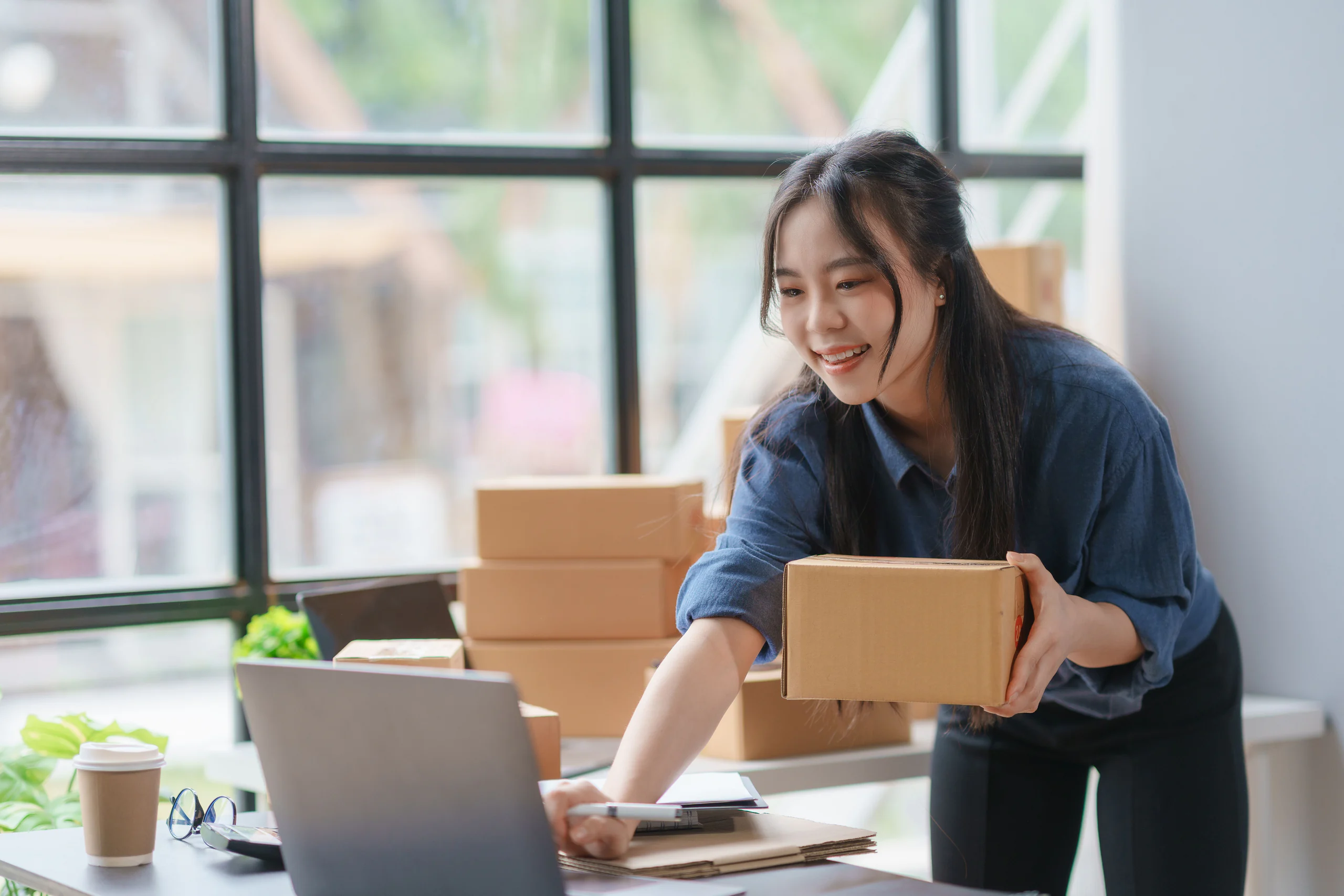 3 ways to simplify your ecommerce shipping solutions photo 3 ways to simplify your ecommerce shipping solutions photo
